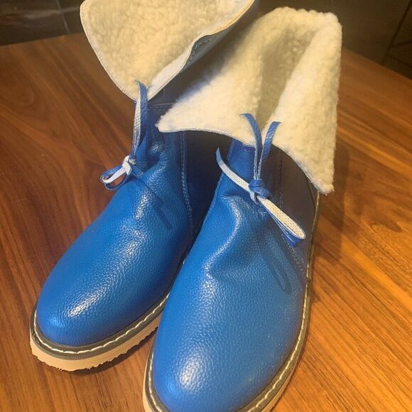 Hugo Boss sweater, Sz M-L, long sleeve pull over, navy, bright blue, EUC - Picture 15 of 16